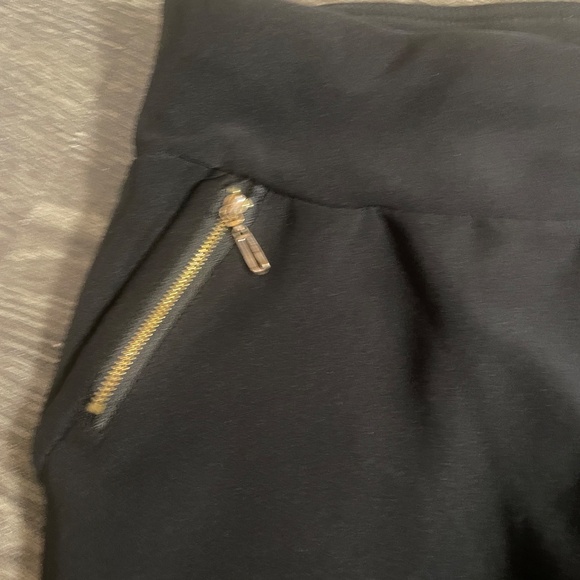 Trousers - Picture 8 of 9